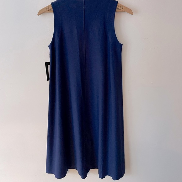 Brand new dress from Canadian designer - Picture 2 of 6